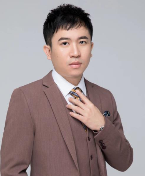 副会长--吴冠师